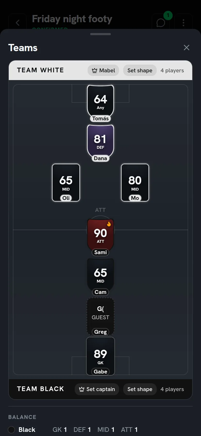 VamoKora team drafting: both sides laid out on a pitch as player cards